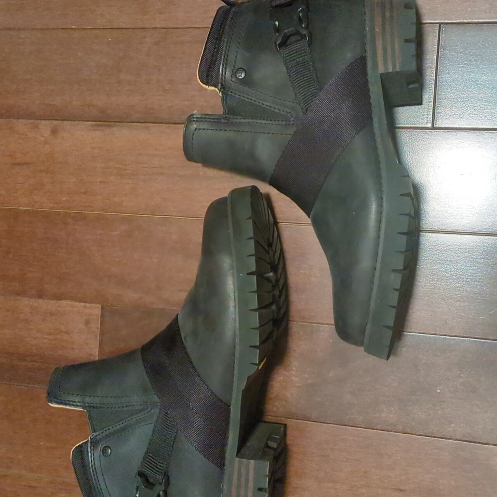 5.11 Boots